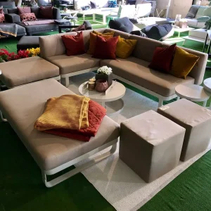 Bestillingsvare Pappelina teppe Mono White 180×300 cm